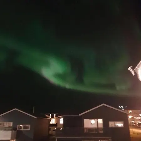 Tromso/kvaloya - Modern House Near Nature! *