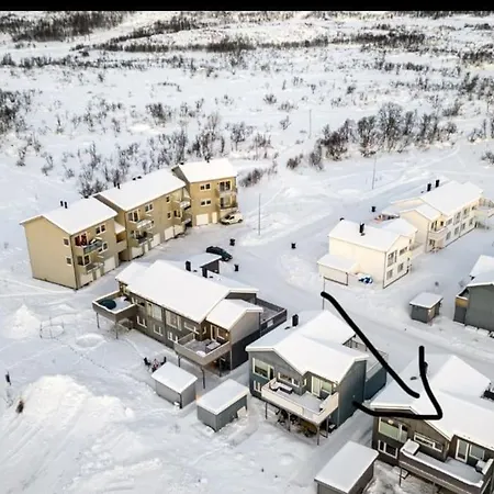 Tromso/kvaloya - Modern House Near Nature! بيت للعطل